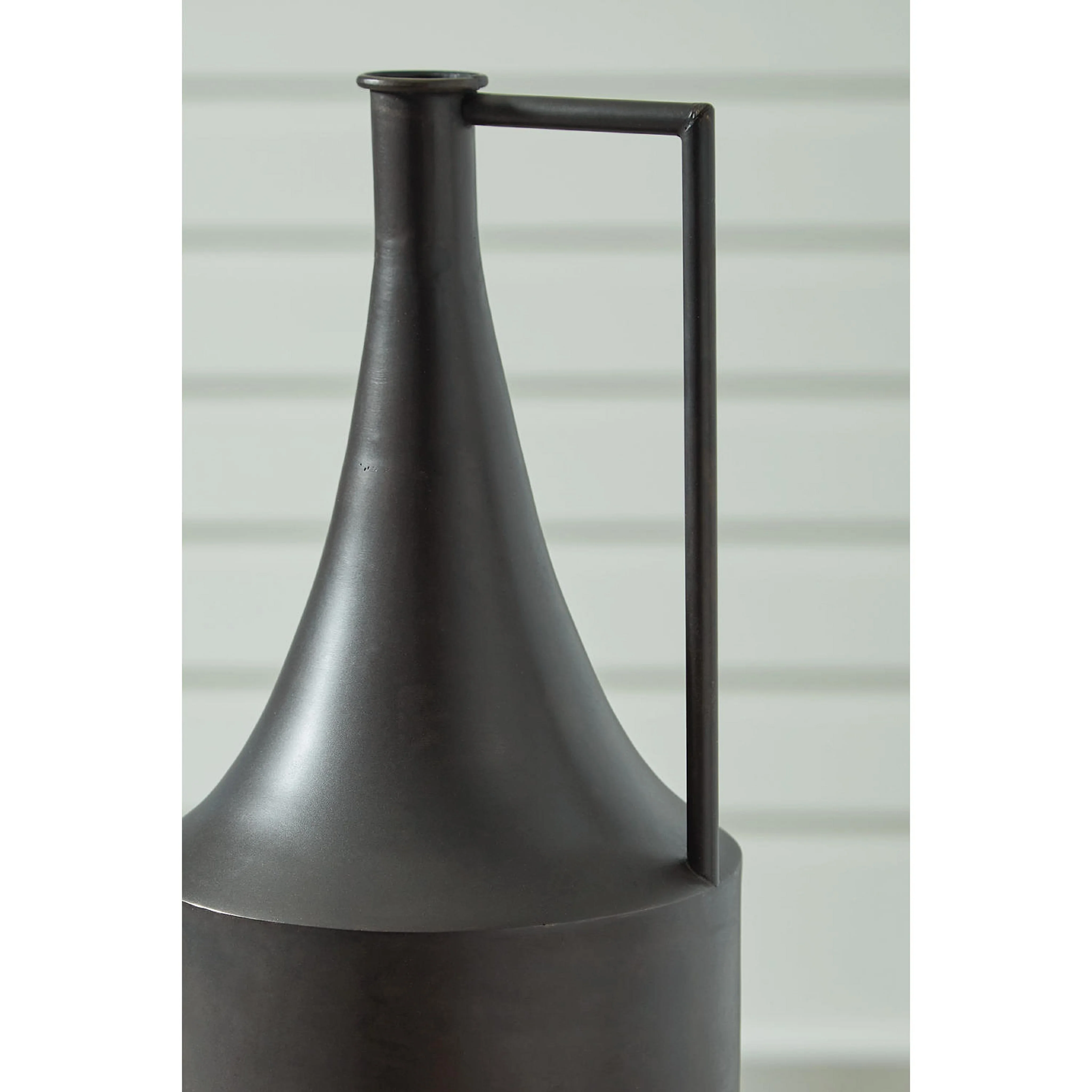 Zainforth Vase - Image 5