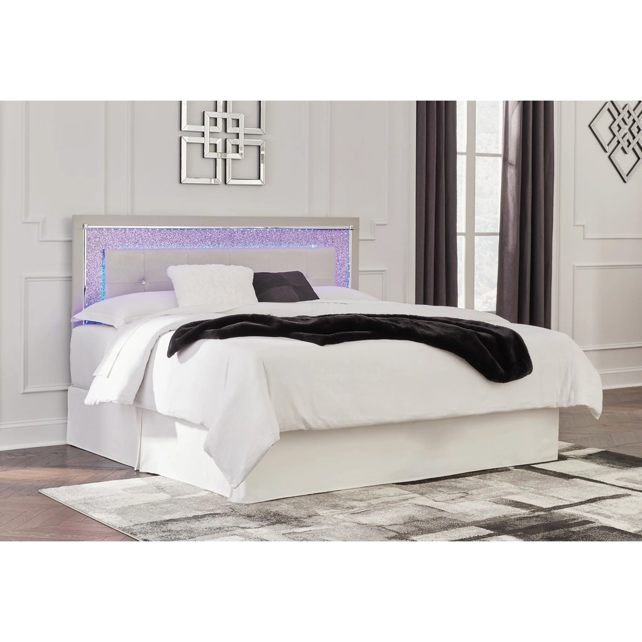 Zyniden King Upholstered Headboard - Image 2